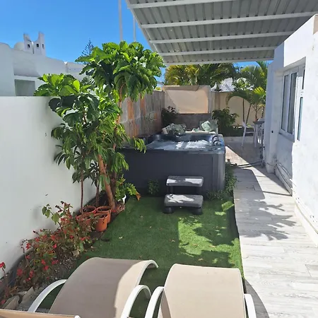 Bungalow 2-4 With Jacuzzi * Playa del Ingles (Gran Canaria)