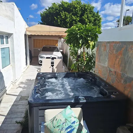 Apartment Bungalow 2-4 With Jacuzzi